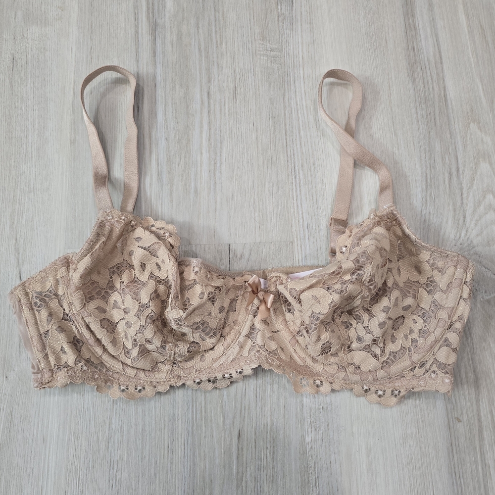 Victoria's Secret embroidery Unlined Balconette Bra Nude Lace Floral 36C